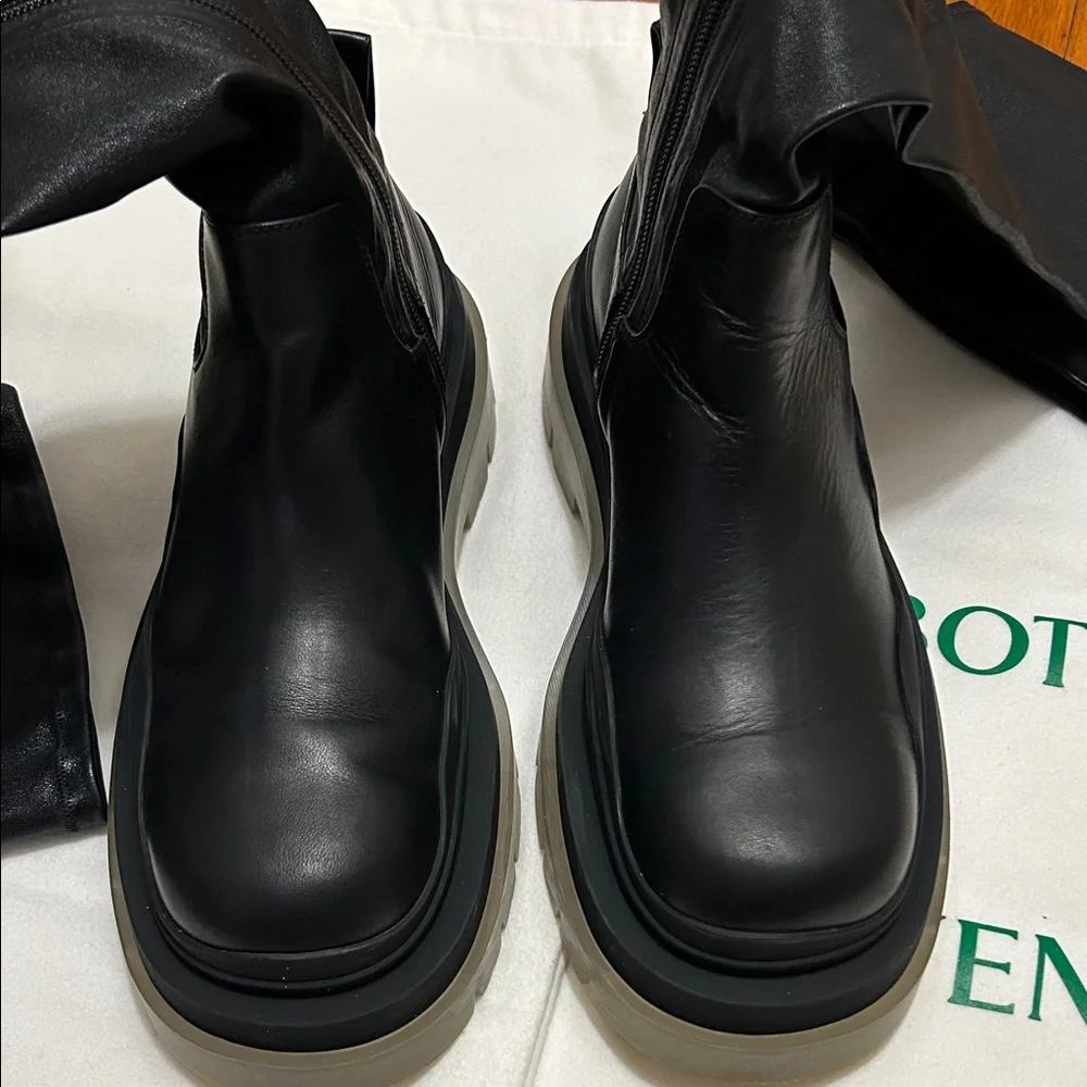Bottega Veneta Black Over the Knee Boots - IT 40 - Picture 5 of 11